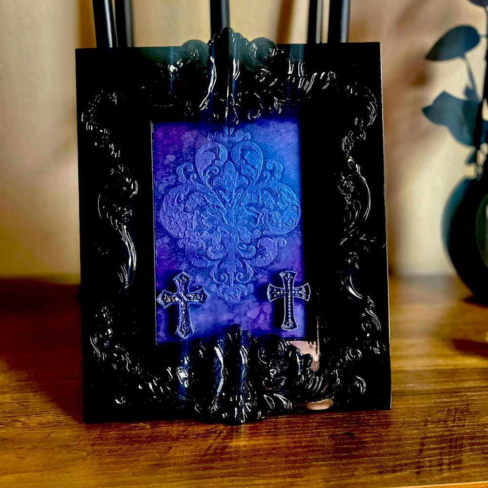 Elegant Black Ornate Picture Frame